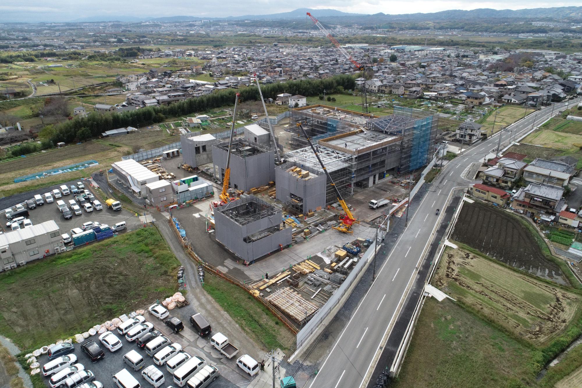 北東の上空より(令和4年11月21日撮影)