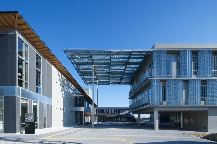 井手町役場の風景